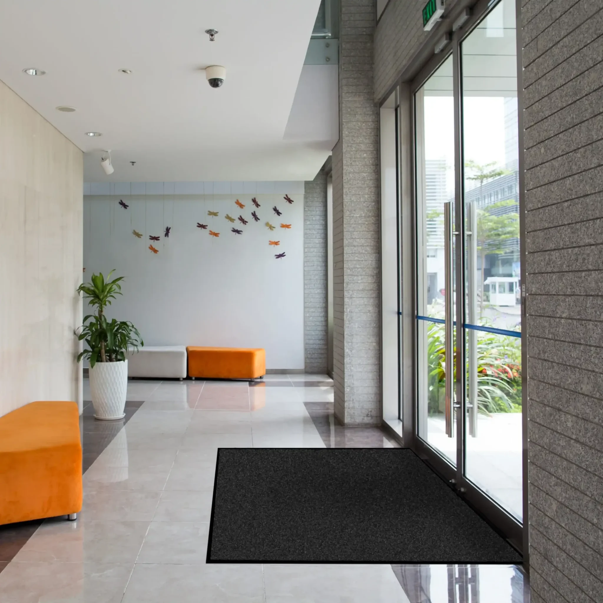 uodgvegkx9gcba5r3qws_11zon